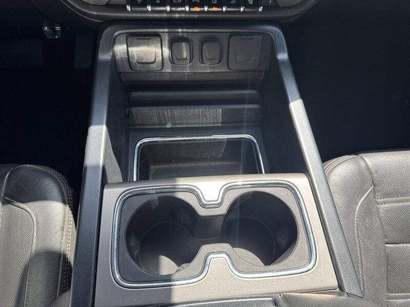 2019 GMC Sierra 2500HD Denali - Photo 53 - Norwalk, CA 90650-2241