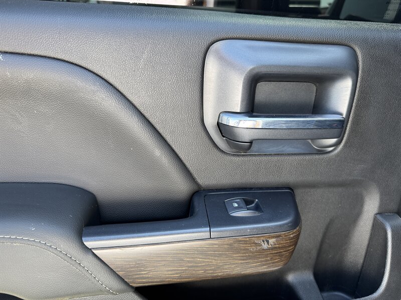 2019 GMC Sierra 2500HD Denali - Photo 33 - Norwalk, CA 90650-2241