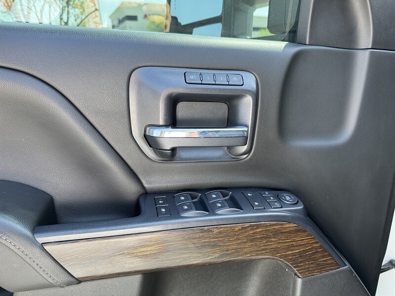 2019 GMC Sierra 2500HD Denali - Photo 25 - Norwalk, CA 90650-2241