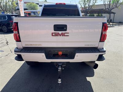 2019 GMC Sierra 2500HD Denali - Photo 15 - Norwalk, CA 90650-2241
