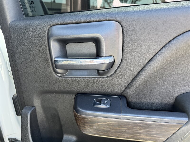 2019 GMC Sierra 2500HD Denali - Photo 42 - Norwalk, CA 90650-2241