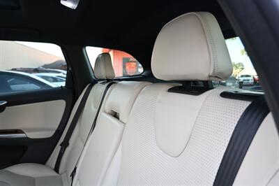2015 Volvo XC60 T5 Drive-E Platinum - Photo 44 - Norwalk, CA 90650-2241