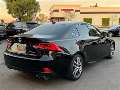 2018 Lexus IS 300 - Photo 16 - Norwalk, CA 90650-2241