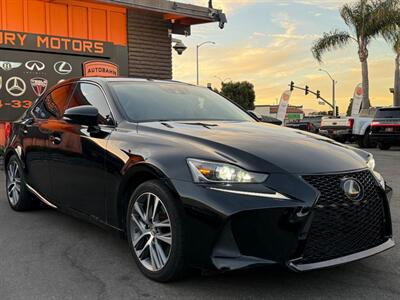 2018 Lexus IS 300 - Photo 19 - Norwalk, CA 90650-2241