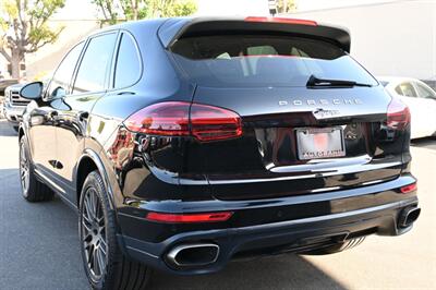2018 Porsche Cayenne Platinum Edition   - Photo 15 - Norwalk, CA 90650-2241