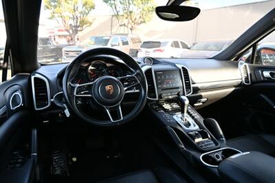 2018 Porsche Cayenne Platinum Edition   - Photo 52 - Norwalk, CA 90650-2241