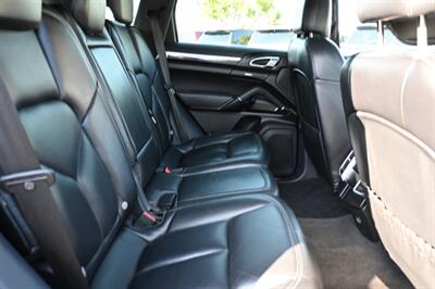 2018 Porsche Cayenne Platinum Edition   - Photo 56 - Norwalk, CA 90650-2241