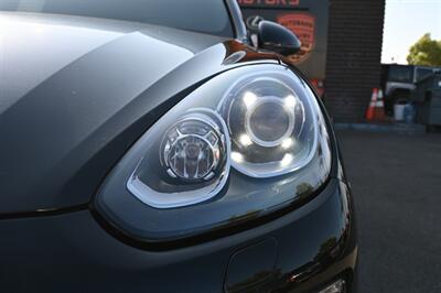2018 Porsche Cayenne Platinum Edition   - Photo 4 - Norwalk, CA 90650-2241