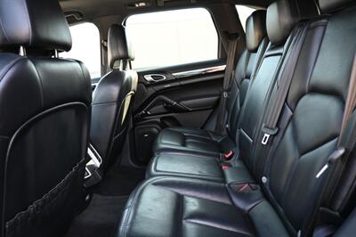 2018 Porsche Cayenne Platinum Edition   - Photo 48 - Norwalk, CA 90650-2241