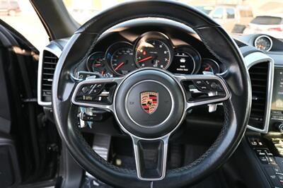 2018 Porsche Cayenne Platinum Edition   - Photo 43 - Norwalk, CA 90650-2241