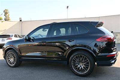 2018 Porsche Cayenne Platinum Edition   - Photo 13 - Norwalk, CA 90650-2241