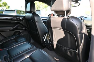 2018 Porsche Cayenne Platinum Edition   - Photo 58 - Norwalk, CA 90650-2241