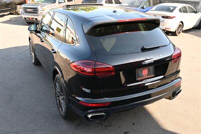 2018 Porsche Cayenne Platinum Edition   - Photo 16 - Norwalk, CA 90650-2241