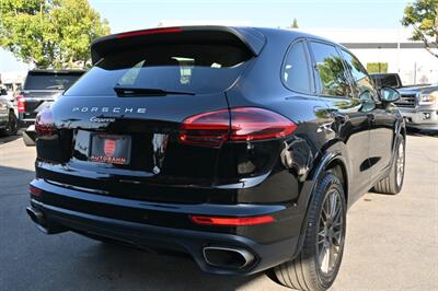 2018 Porsche Cayenne Platinum Edition   - Photo 23 - Norwalk, CA 90650-2241