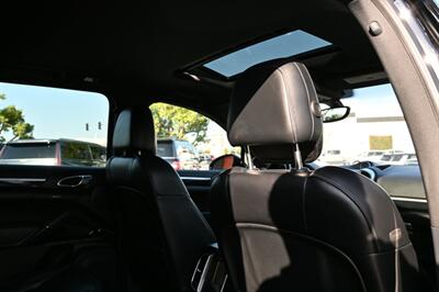 2018 Porsche Cayenne Platinum Edition   - Photo 59 - Norwalk, CA 90650-2241