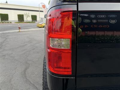 2017 GMC Sierra 2500HD SLT   - Photo 16 - Norwalk, CA 90650-2241