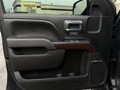 2017 GMC Sierra 2500HD SLT   - Photo 24 - Norwalk, CA 90650-2241