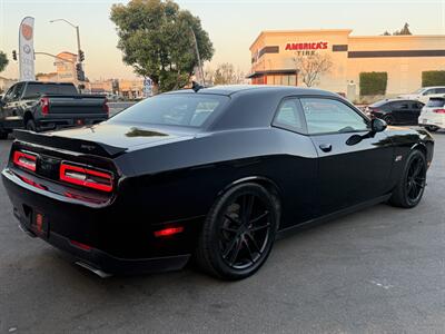2016 Dodge Challenger SRT 392   - Photo 17 - Norwalk, CA 90650-2241