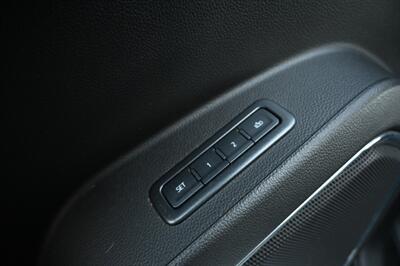 2019 Chevrolet Tahoe LT   - Photo 18 - Norwalk, CA 90650-2241