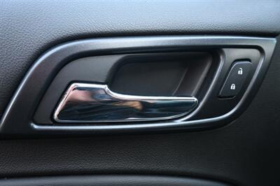 2019 Chevrolet Tahoe LT   - Photo 16 - Norwalk, CA 90650-2241