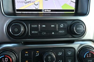 2019 Chevrolet Tahoe LT   - Photo 38 - Norwalk, CA 90650-2241
