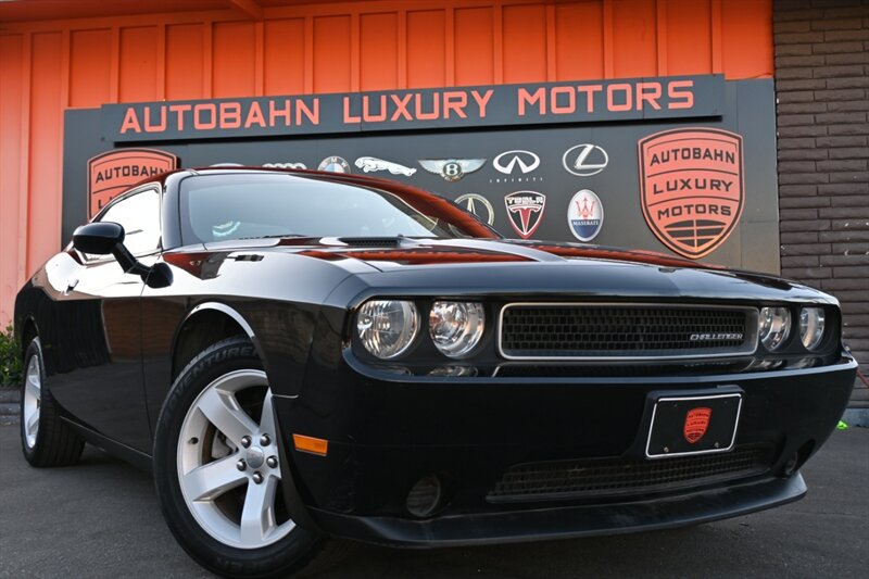 2014 Dodge Challenger SXT  