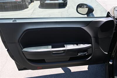 2014 Dodge Challenger SXT   - Photo 19 - Norwalk, CA 90650-2241