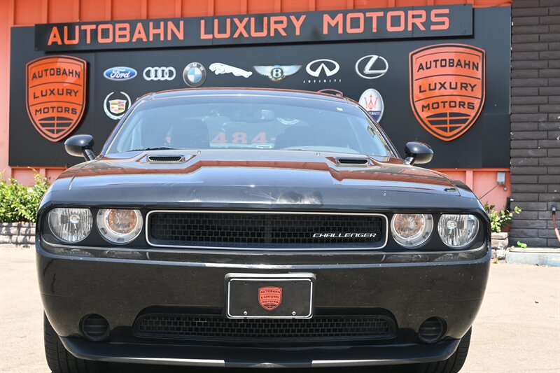 2014 Dodge Challenger SXT  