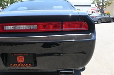 2014 Dodge Challenger SXT   - Photo 13 - Norwalk, CA 90650-2241