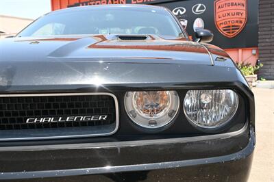 2014 Dodge Challenger SXT   - Photo 5 - Norwalk, CA 90650-2241