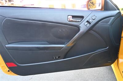 2012 Hyundai Genesis Coupe 3.8 Track   - Photo 21 - Norwalk, CA 90650-2241