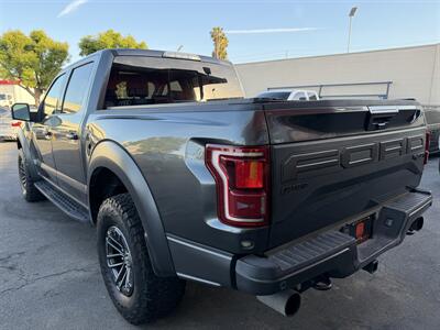 2019 Ford F-150 Raptor - Photo 11 - Norwalk, CA 90650-2241