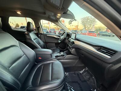 2020 Ford Escape SEL   - Photo 39 - Norwalk, CA 90650-2241