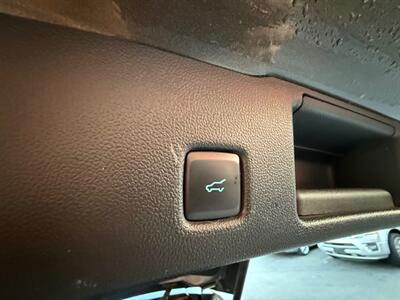2020 Ford Escape SEL   - Photo 33 - Norwalk, CA 90650-2241