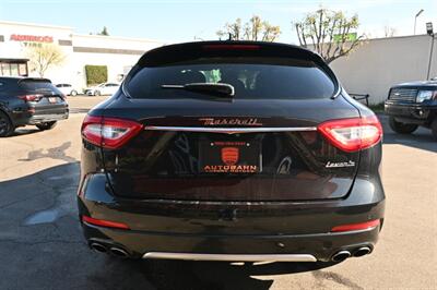 2017 Maserati Levante   - Photo 10 - Norwalk, CA 90650-2241