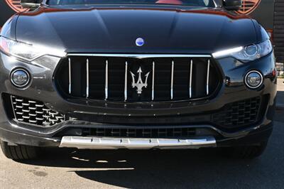 2017 Maserati Levante   - Photo 4 - Norwalk, CA 90650-2241