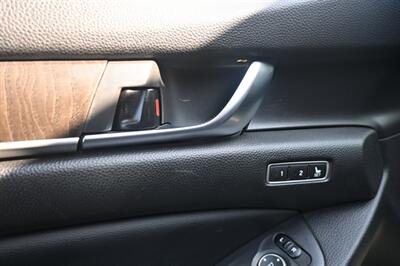 2018 Honda Accord Touring   - Photo 18 - Norwalk, CA 90650-2241