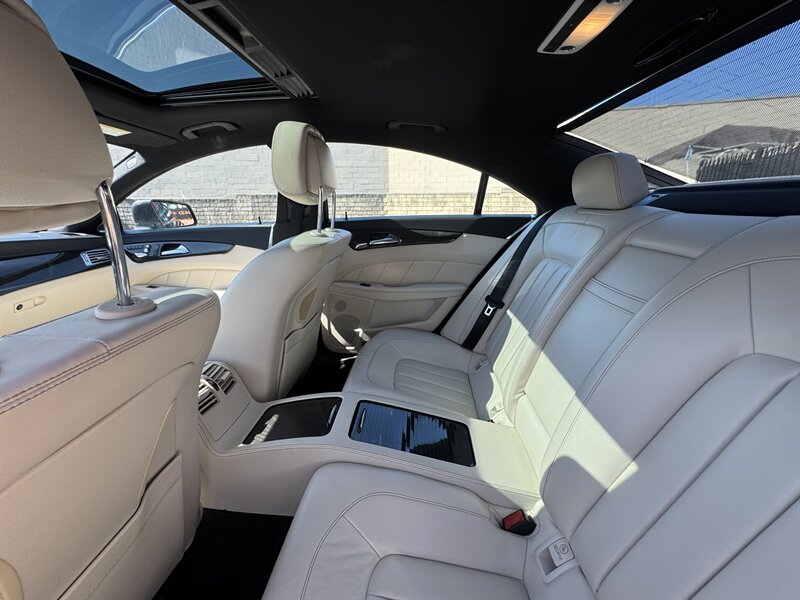 2016 Mercedes-Benz CLS CLS 550 - Photo 33 - Norwalk, CA 90650-2241