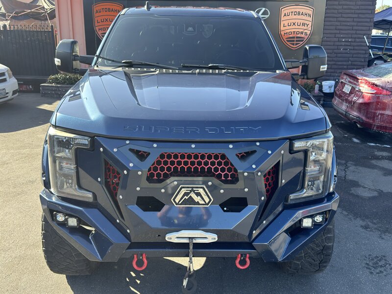 2019 Ford F-250 Super Duty Lariat  