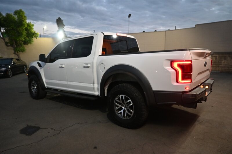 2017 Ford F-150 Raptor photo 8