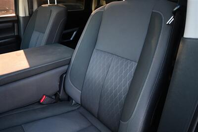 2020 Nissan Titan SV   - Photo 20 - Norwalk, CA 90650-2241