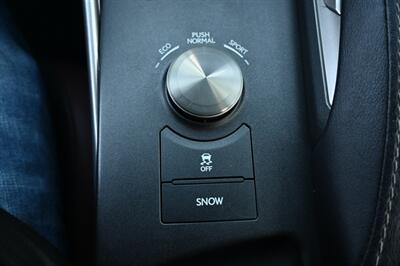 2017 Lexus IS 200t   - Photo 45 - Norwalk, CA 90650-2241