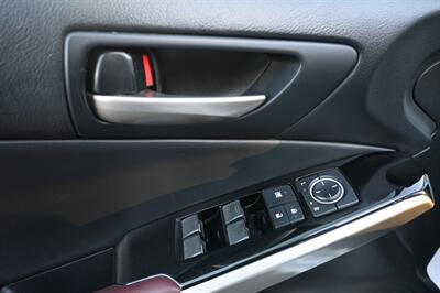 2017 Lexus IS 200t   - Photo 20 - Norwalk, CA 90650-2241