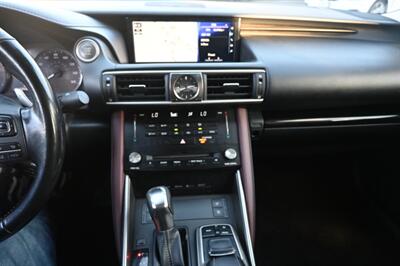 2017 Lexus IS 200t   - Photo 38 - Norwalk, CA 90650-2241
