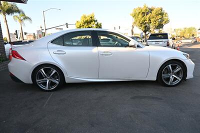 2017 Lexus IS 200t   - Photo 14 - Norwalk, CA 90650-2241