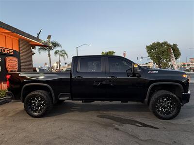 2022 Chevrolet Silverado 2500HD LTZ   - Photo 20 - Norwalk, CA 90650-2241