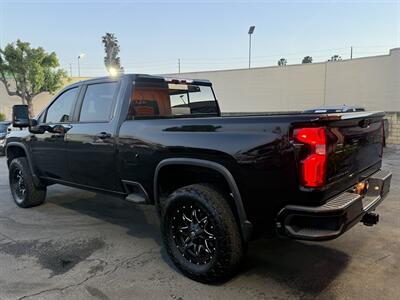2022 Chevrolet Silverado 2500HD LTZ   - Photo 12 - Norwalk, CA 90650-2241