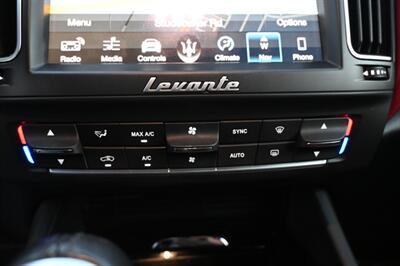 2018 Maserati Levante   - Photo 38 - Norwalk, CA 90650-2241