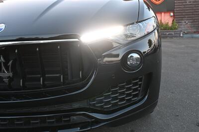 2018 Maserati Levante   - Photo 5 - Norwalk, CA 90650-2241