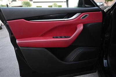 2018 Maserati Levante   - Photo 17 - Norwalk, CA 90650-2241
